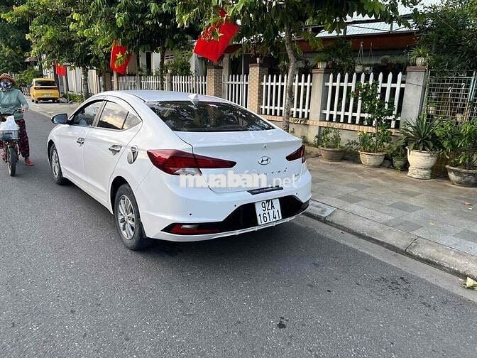 Hyundai Elantra 2019 1.6MT - 10253 km
