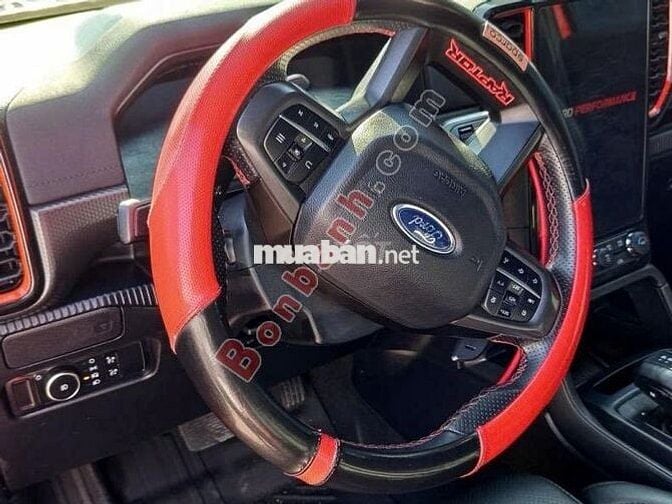 Ford Ranger Raptor 2.0L 4x4 AT 2023 – Màu đỏ