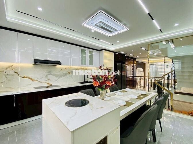 Bán Gấp  nhà 1 trệt 3 lầu ngay Aeon Bình Tân giá 780 triệu, SHR