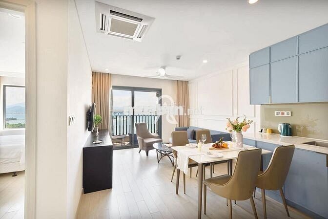 Cho Thuê Căn Hộ Goldenbay , 2 phòng ngủ , NT cao cấp , hồ bơi vô cực.