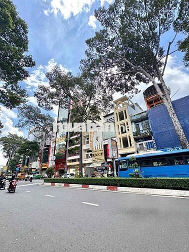 Cho thuê nhà Q5, Đường An Dương vương An đông plaza 8x20 3 lầu 190tr