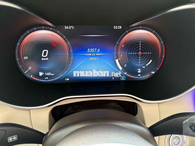 Mercedes Benz GLC 200 4MATIC sx 2020 - 28.000km