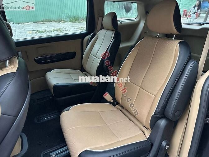 Kia Sedona 3.3L GAT 2016 - 499 Triệu