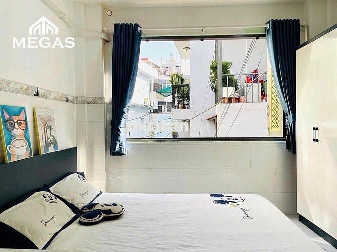 STUDIO CỬA SỔ TRỜI THOÁNG MÁT - ĐẦY ĐỦ NỘI THẤT MỚI - NẰM NGAY QUẬN 3