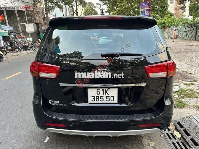 Kia Sedona 3.3L GAT 2016 - 499 Triệu