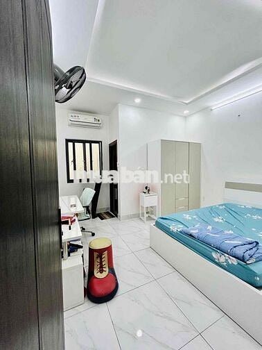 SIÊU PHẨM SÂN BAY - 104F Nhất Chi Mai, Phường 13, Tân Bình, THANG MÁY