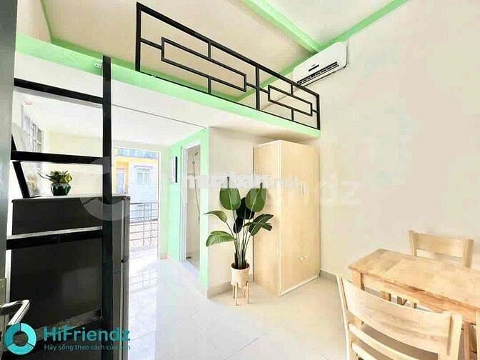Dạng Duplex Ban Công Full Nội Thất Ngay Sát Cầu Nguyễn Văn Cừ