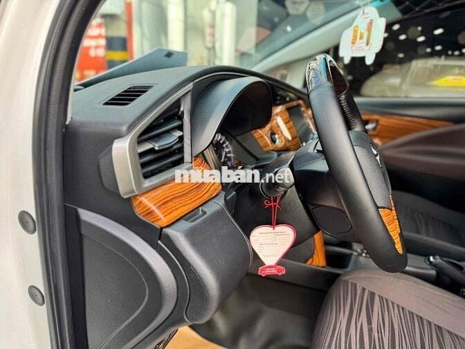 Siêu phẩm Innova tự động 2021 xe đẹp đi siêu lướt