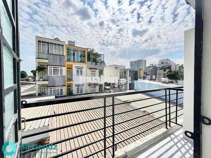Dạng Duplex Ban Công Full Nội Thất Ngay Sát Cầu Nguyễn Văn Cừ