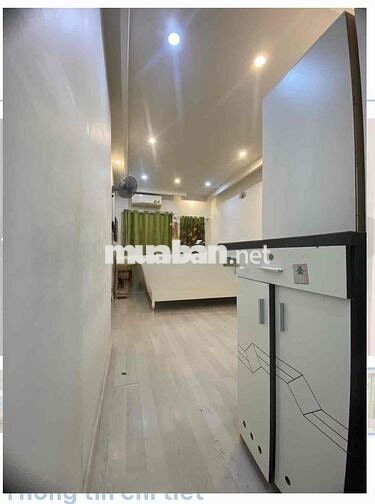 Nhà Cho Thuê NC Nguyễn Biểu P2 Q5 trệt 2 lầu 2pn,3Wc có nội thất 12tr
