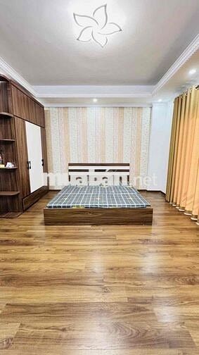 Nguyễn Ngọc Nại Thanh Xuân oto đỗ cửa 3 bước ra oto tránh mặt tiền 4m