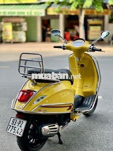 Vespa Sprint 125 – đời 2021 – chính chủ biển 93