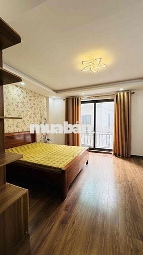 Nguyễn Ngọc Nại Thanh Xuân oto đỗ cửa 3 bước ra oto tránh mặt tiền 4m