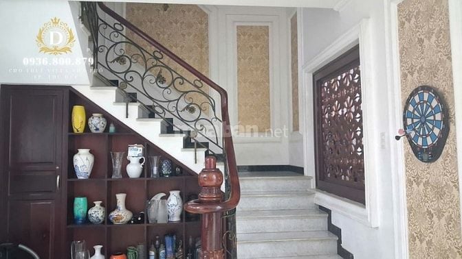Cho thuê Biệt thự sân vườn, hầm trệt 2 lầu, 5PN, nội thất cao cấp