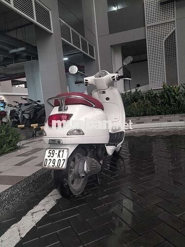 Cần tiền chữa bệnh bán xe