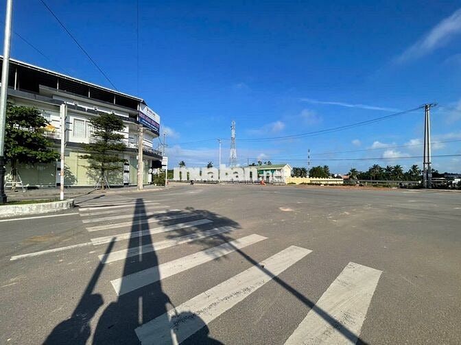 Chính chủ bán lô đất  trung tâm  Sông Vệ, đường 32m, 6x19,2m (115.5m2)