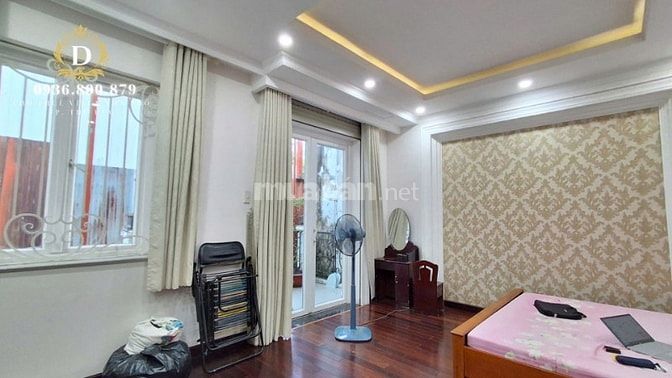 Cho thuê Biệt thự sân vườn, hầm trệt 2 lầu, 5PN, nội thất cao cấp