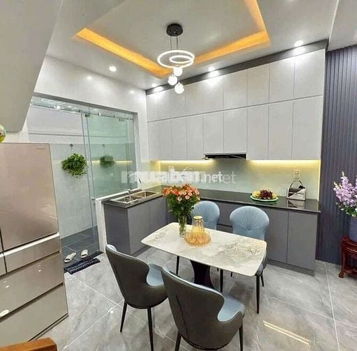 Bán nhà ngõ 175 Lạc Long Quân - nhà mới 36m × 5 tầng -Mỗi tầng 1 phòng