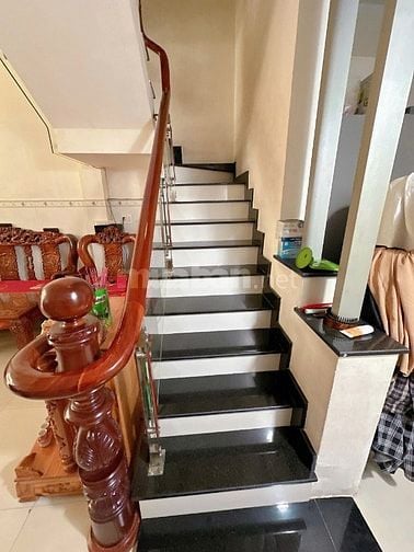 Nhà HXT dt45m2 đúc thật 1 lầu 2pn 2wc Đường số 5A, BHH A, Q.Bình Tân