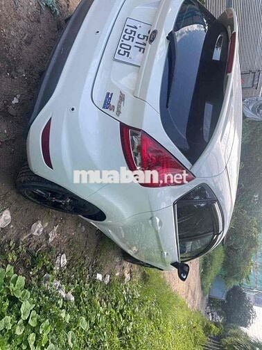 Ford Fiesta 2013 1.6 AT Hatchback - 108000 km