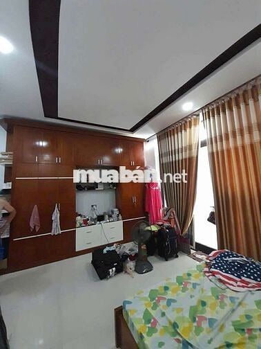 👉Cho thuê nhà đẹp 3 tầng mặt tiền đường lớn Nguyễn 2