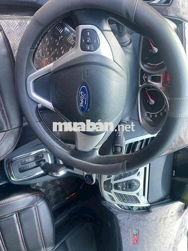 Ford Fiesta 2013 1.6 AT Hatchback - 108000 km