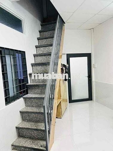 NHÀ 90TR HAI MẶT TIỀN. HẺM 3M. BỀ NGANG 12M. DIỆN TÍCH SỨ DỤNG HƠN 60M