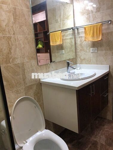 Hiếm - Cho thuê Golden Palace Mễ Trì 87m2 2PN giá 15,5tr/th đủ đồ đẹp