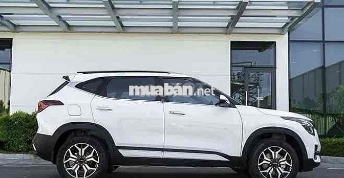 Kia Seltos 2022 1.6 AT Luxury  - 25000 km