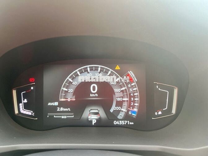 Mitsubishi Xpander Cross 2023 QSD chính hãng