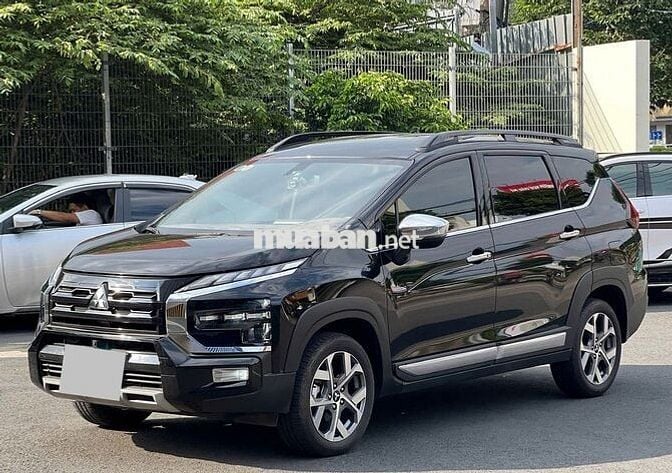 Mitsubishi Xpander Cross 2023 QSD chính hãng