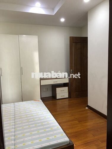 Hiếm - Cho thuê Golden Palace Mễ Trì 87m2 2PN giá 15,5tr/th đủ đồ đẹp