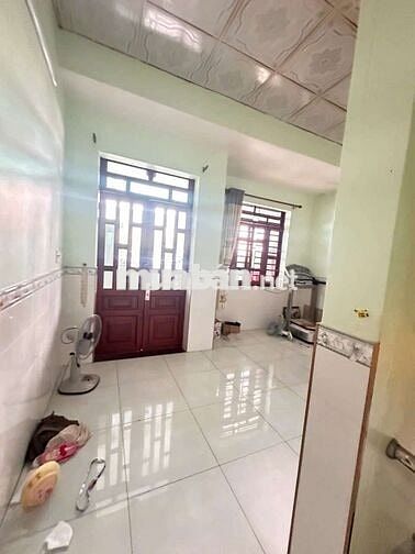 Cho thuê nhà gần ngã ba Ông xã - Sân xe hơi