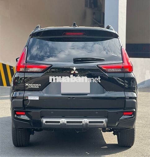 Mitsubishi Xpander Cross 2023 QSD chính hãng