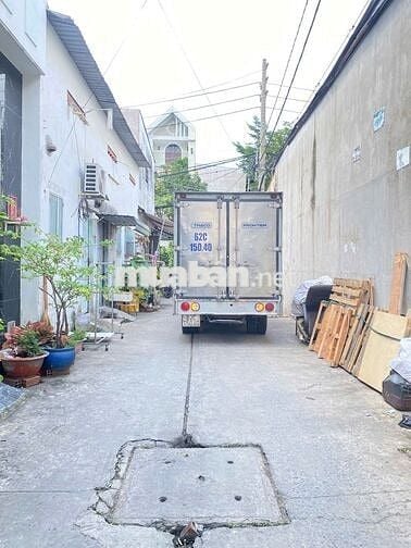 Nhà cho thuê 3 phòng ngủ, hẻm xe hơi, đường Mã Lò gần BV