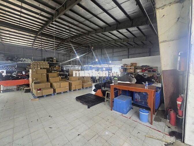 CHO THUÊ KHO XƯỞNG GẦN AEON TÂN PHÚ. DT 500m2 44 Triệu