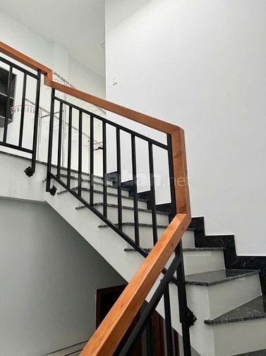 Cho Thuê Nhà Nguyên Căn 158/56 Phạm Văn Chiêu, P.15 Gò Vấp. Giá 15Tr