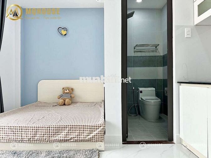 Cho thuê một căn hộ bancol giá rẻ full nội thất kế đại học Công Thương