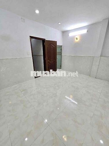 NGAY CỘNG HOÀ 4 TẦNG 3PN3WC NGANG 5M SIÊU HIẾM DÂN TRÍ CAO NHỈNH 6 TỶ