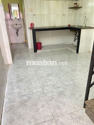 Nhà cho thuê 3 phòng ngủ, hẻm xe hơi, đường Mã Lò gần BV