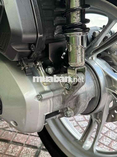 Sh 125 odo 4000km bảo hành hãng đến 30nghin km