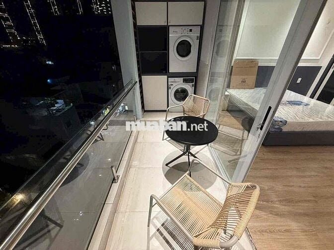 Studio Ban Công Cao Cấp Trung Tâm Quận 7