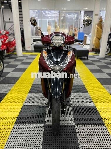 👉Sh mode 2022 chính chủ bstp xe như mới. odo 3.5k