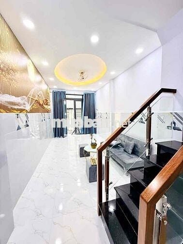 Nhà Đẹp 3 Tầng BTCT 2PN3WC  Âu Cơ Tân Bình Full NT mua ở hoặc cho thuê