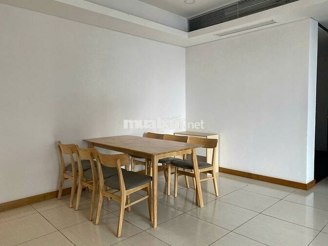 Dolphin - Trần Bình 198m2 3PN,1phụ full đồ đẹp có slot ôtô giá 22tr/th