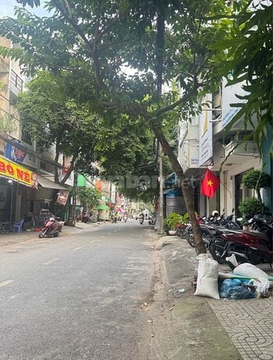 Cho thuê nguyên căn mặt tiền 92 Bàu Cát 1, Q.Tân Bình