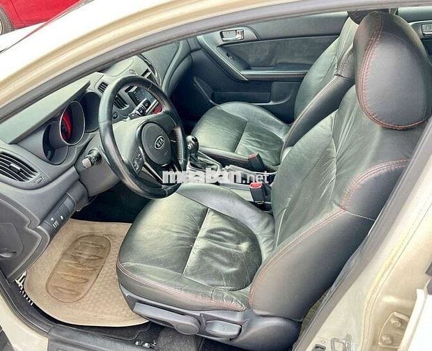 KIA FORTE 2013 S 1.6 AT - 103000 km
