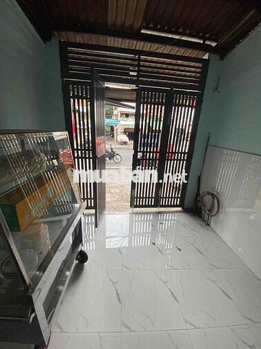 Cho thuê mặt bằng kinh doanh đồ ăn + nước uống