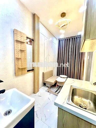 LÔ GÓC KHÔNG QUY HOẠCH LỘ GIỚI 3 TẦNG 2PN2WC DTSD 30M2 FULL NT CAO CẤP