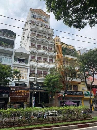  Mặt tiền Bàu Cát Quận Tân Bình,DT:8x27m, kết cấu:CTXD hầm 7L,tn 200tr